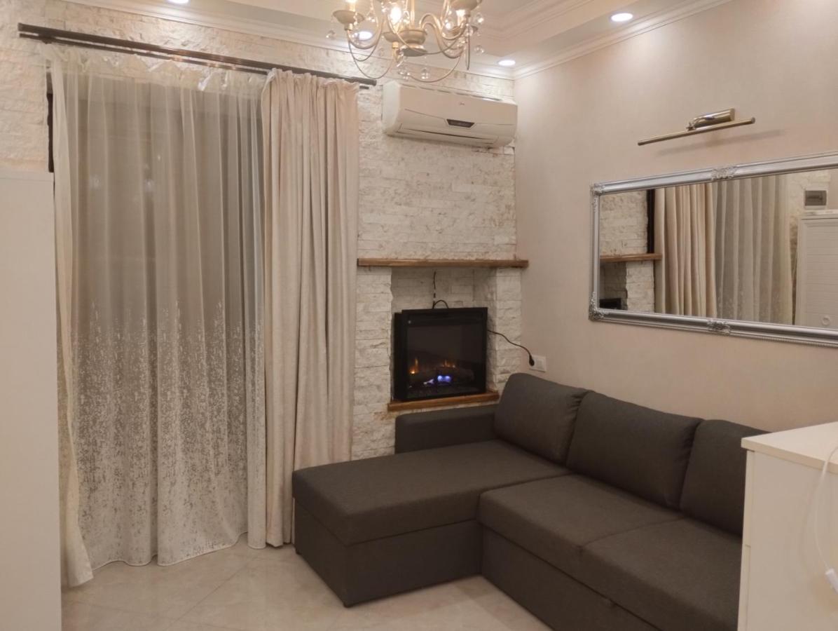 Room In Sololaki Tbilisi Exterior foto